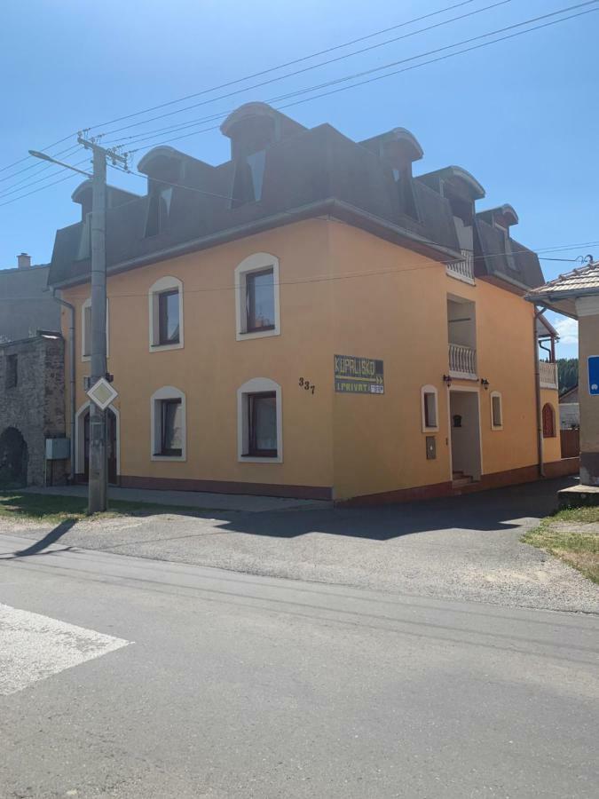 Apartmánový dom Magda Vrbov Exterior foto